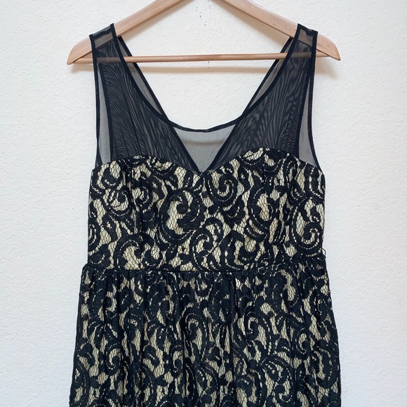 Torrid Black Lace Gold Slip Sleeveless Dress Sz 12 - Picture 3 of 15